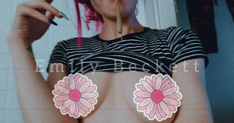 Foto desnuda filtrada de OnlyFans de Emilybee9