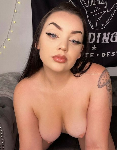 Foto desnuda filtrada de OnlyFans de Rosycheeksxo23