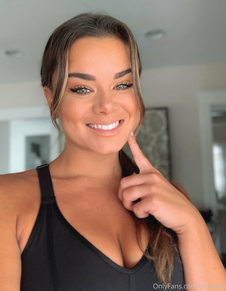 Foto desnuda filtrada de OnlyFans de Dessiem