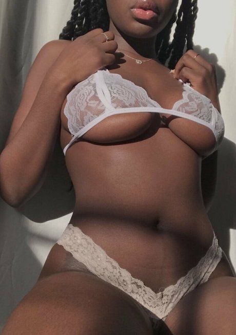 Ninanatashalee
