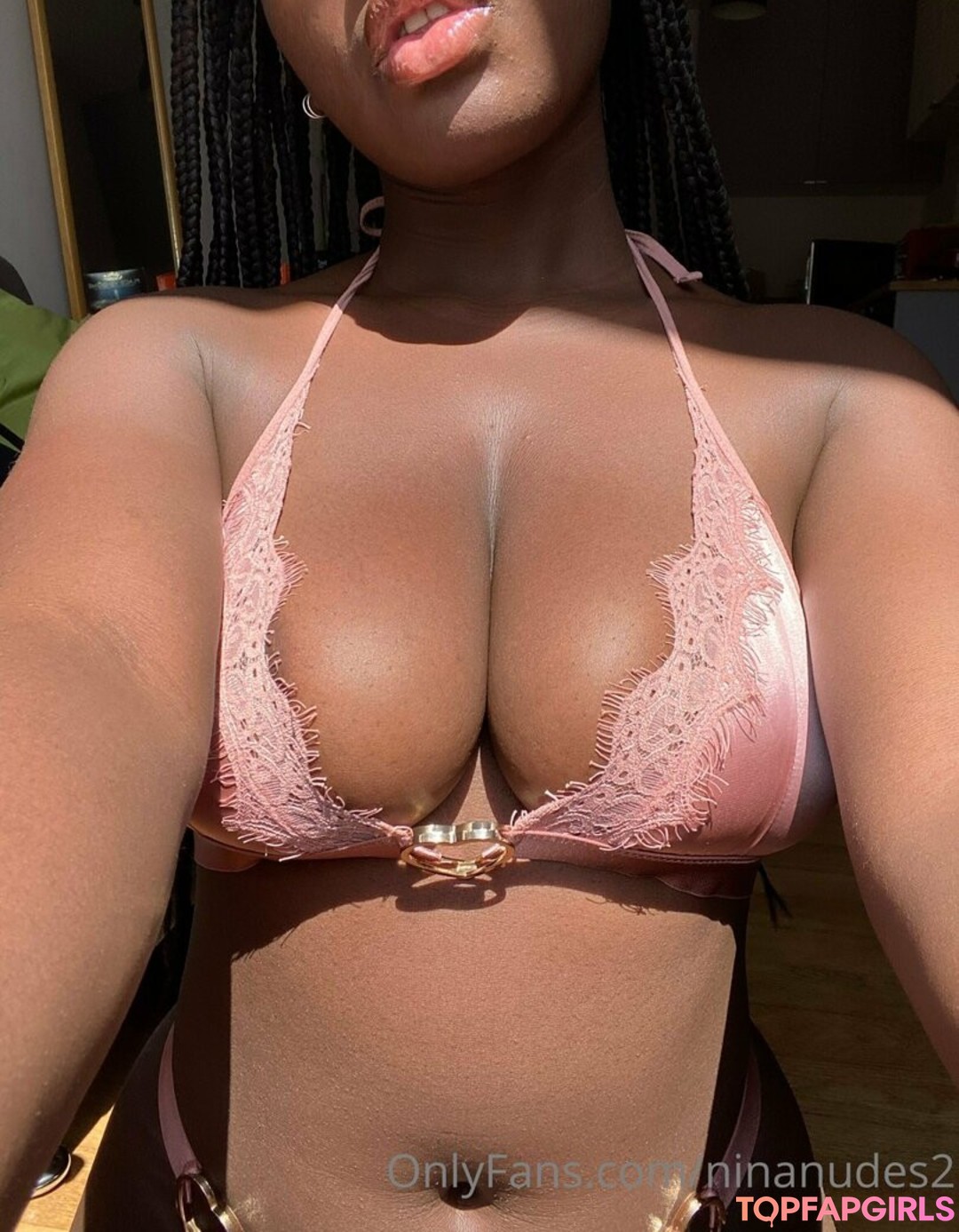 Foto desnuda filtrada de OnlyFans de Ninanatashalee #16 Foto desnuda filtrada de OnlyFans de Ninanatashalee #16