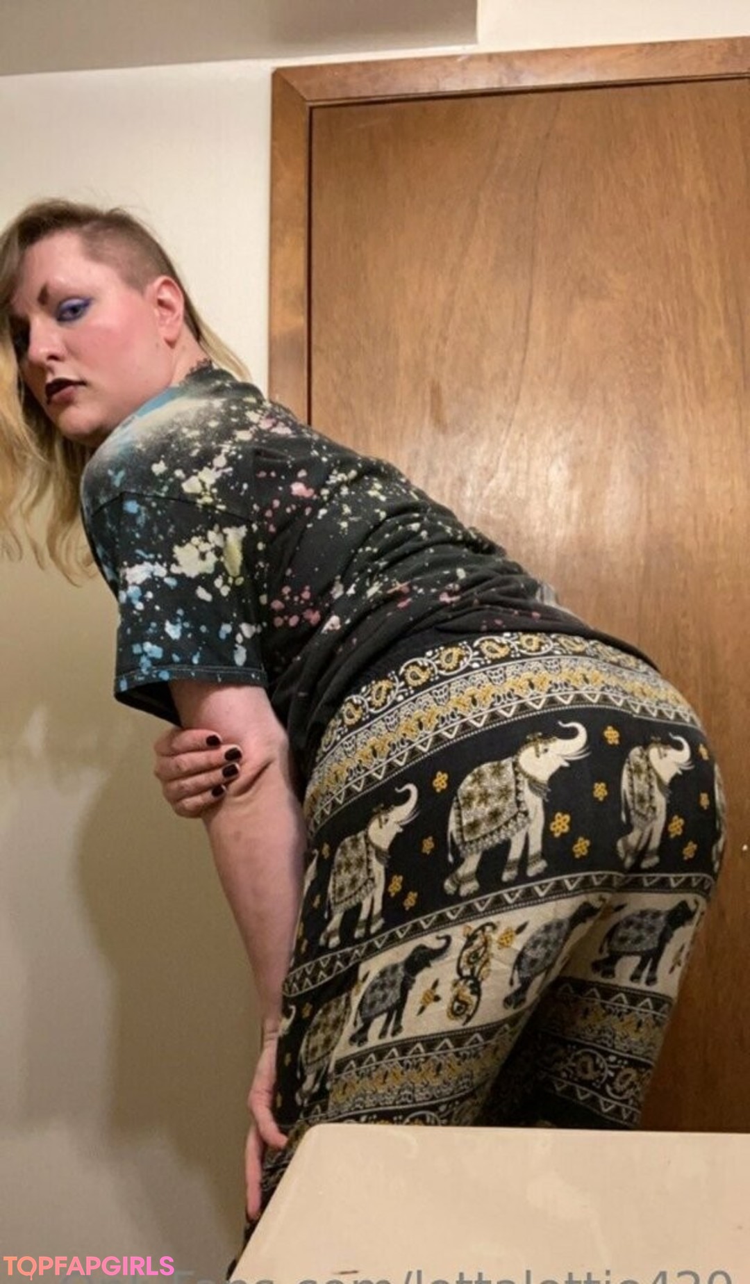 Foto desnuda filtrada de OnlyFans de Lottalottie420 #36 Foto desnuda filtrada de OnlyFans de Lottalottie420 #36