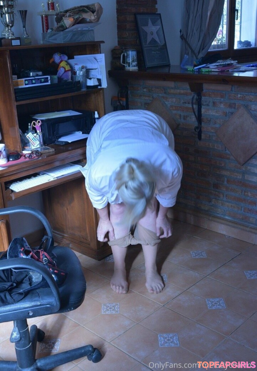 Foto desnuda filtrada de OnlyFans de Melodycharm1 #49 Foto desnuda filtrada de OnlyFans de Melodycharm1 #49