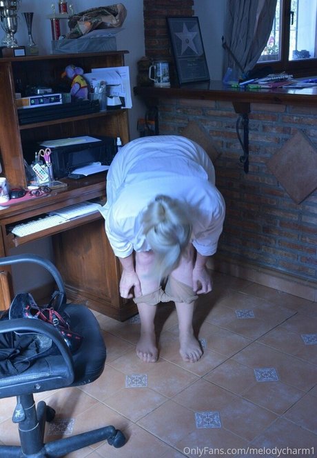 Foto desnuda filtrada de OnlyFans de Melodycharm1