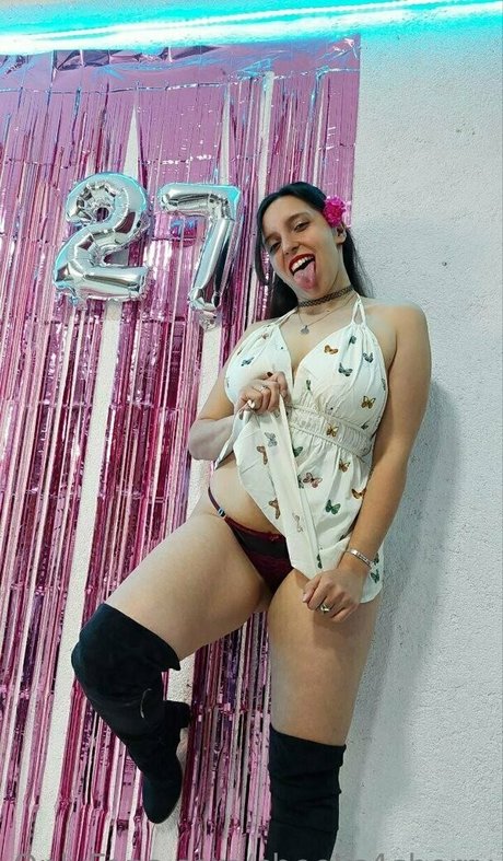 Cheeks4cherry