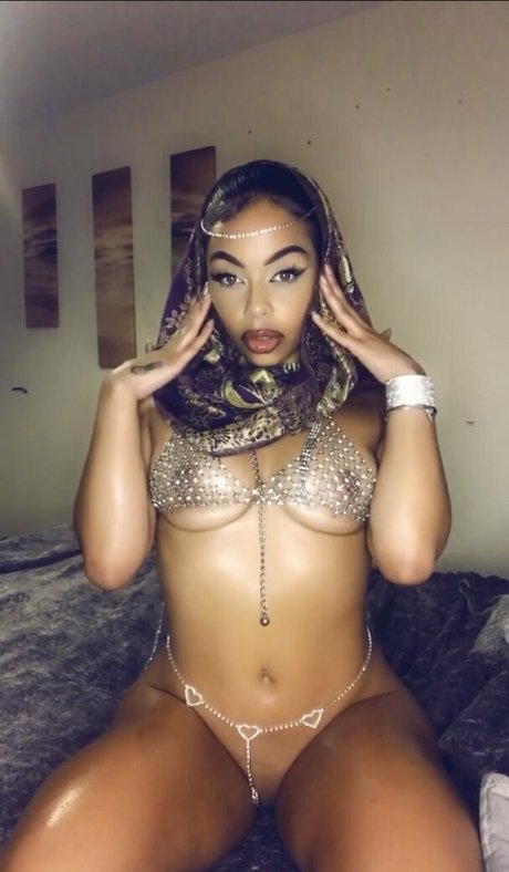 Madison Khan