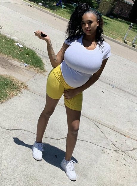 Foto desnuda filtrada de OnlyFans de Nene Balenciaga