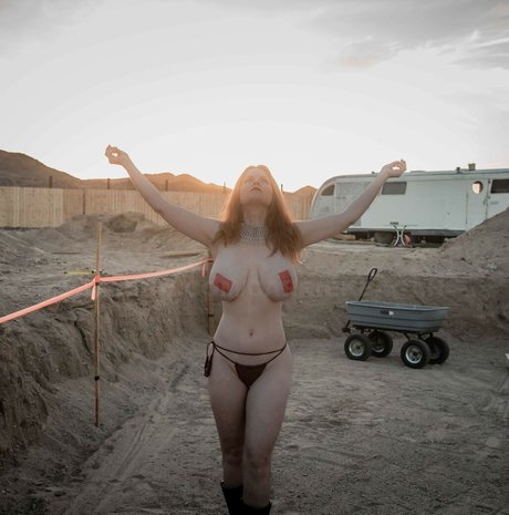 Carrie Keagen