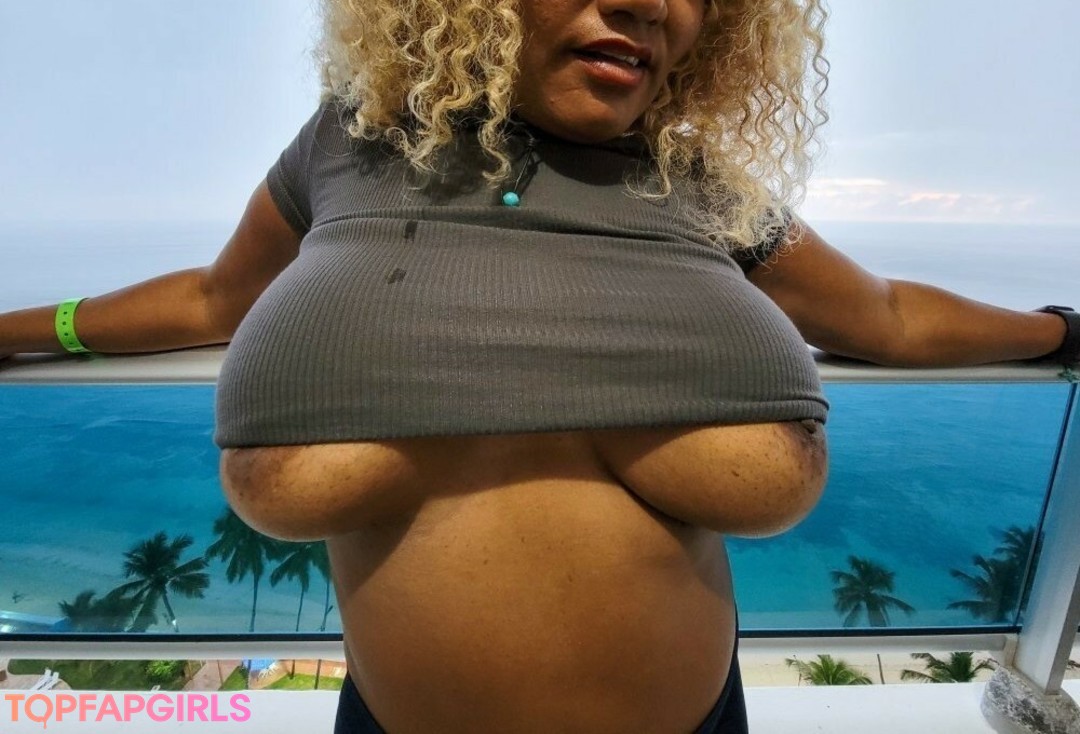 Foto desnuda filtrada de OnlyFans de Mango Maddy #6 Foto desnuda filtrada de OnlyFans de Mango Maddy #6