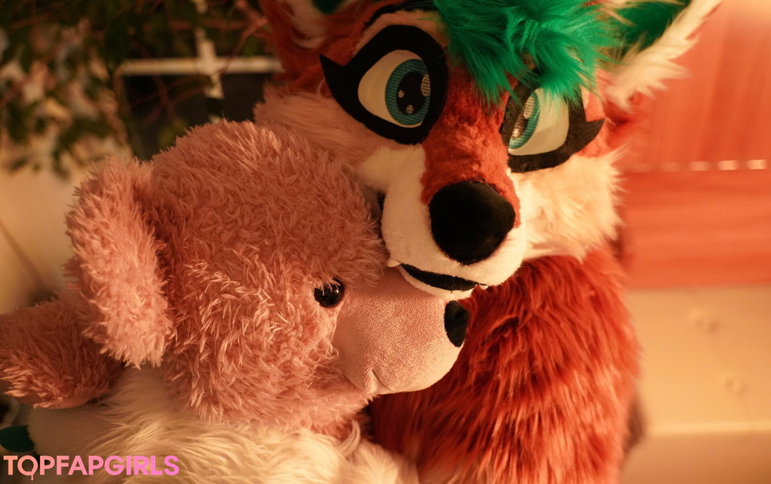 Foto desnuda filtrada de OnlyFans de Furryfoxxy #15 Foto desnuda filtrada de OnlyFans de Furryfoxxy #15