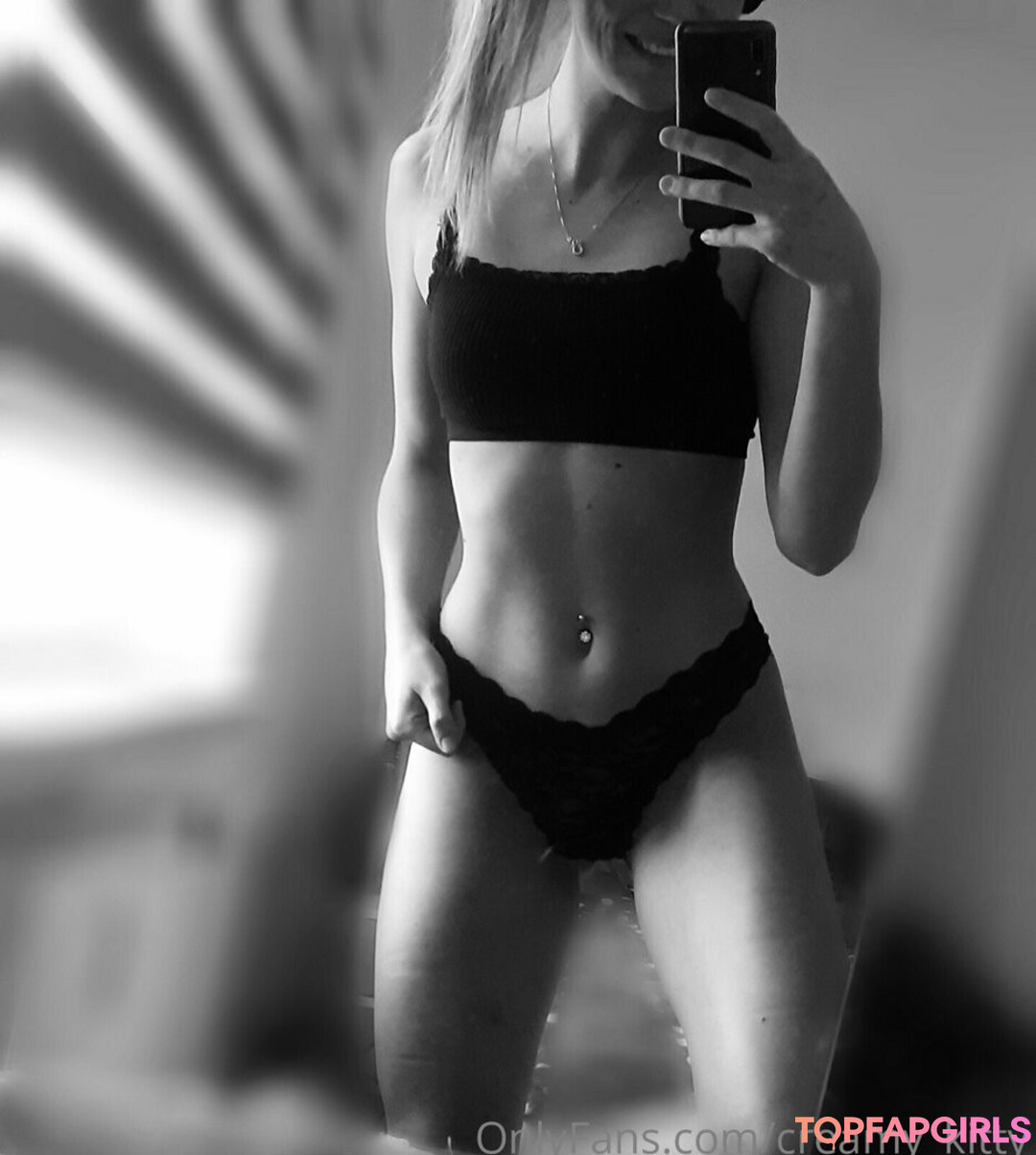 Foto desnuda filtrada de OnlyFans de Creamykitty #6 Foto desnuda filtrada de OnlyFans de Creamykitty #6
