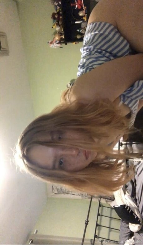 Foto desnuda filtrada de OnlyFans de Lamblet