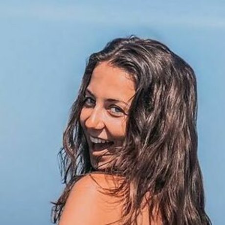 Maddie Curry
