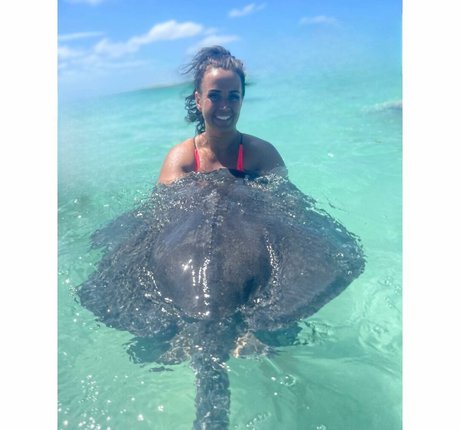 Foto desnuda filtrada de OnlyFans de Katrina Louise Paul