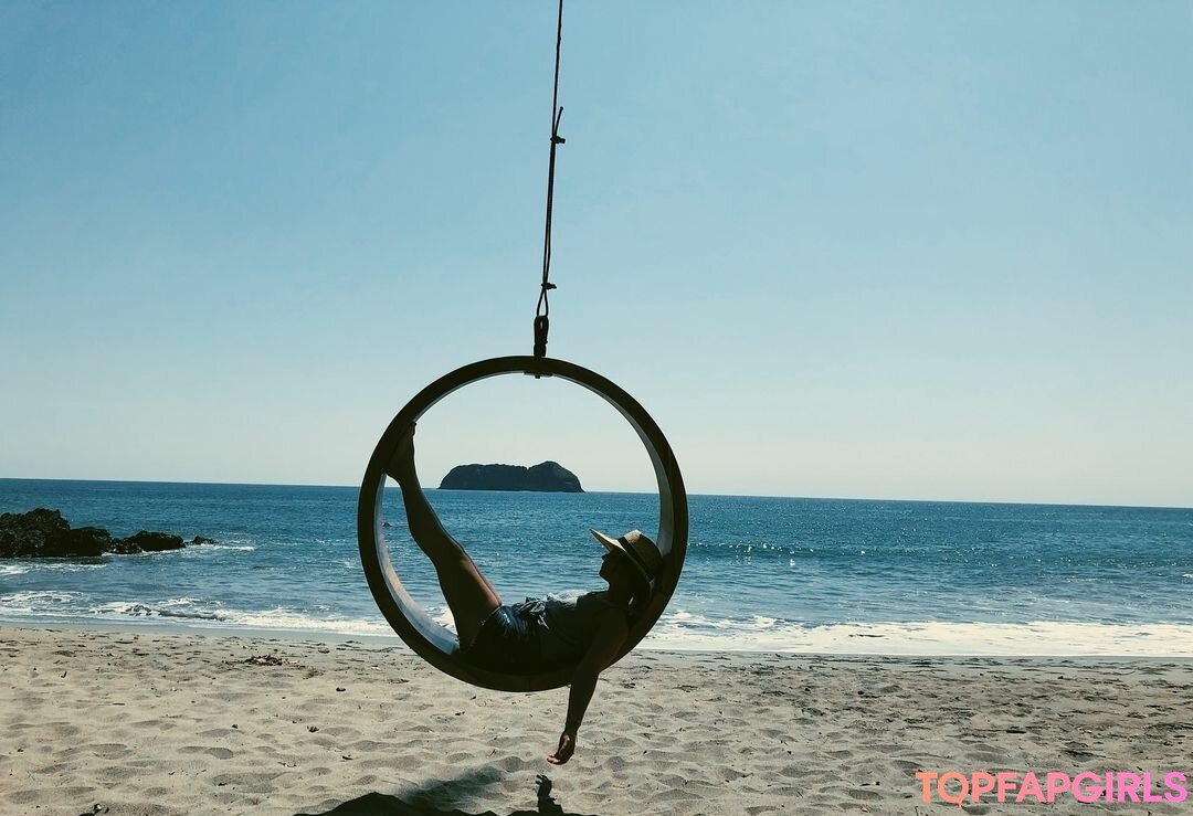 Foto desnuda filtrada de OnlyFans de Mekenna Melvin #34 Foto desnuda filtrada de OnlyFans de Mekenna Melvin #34