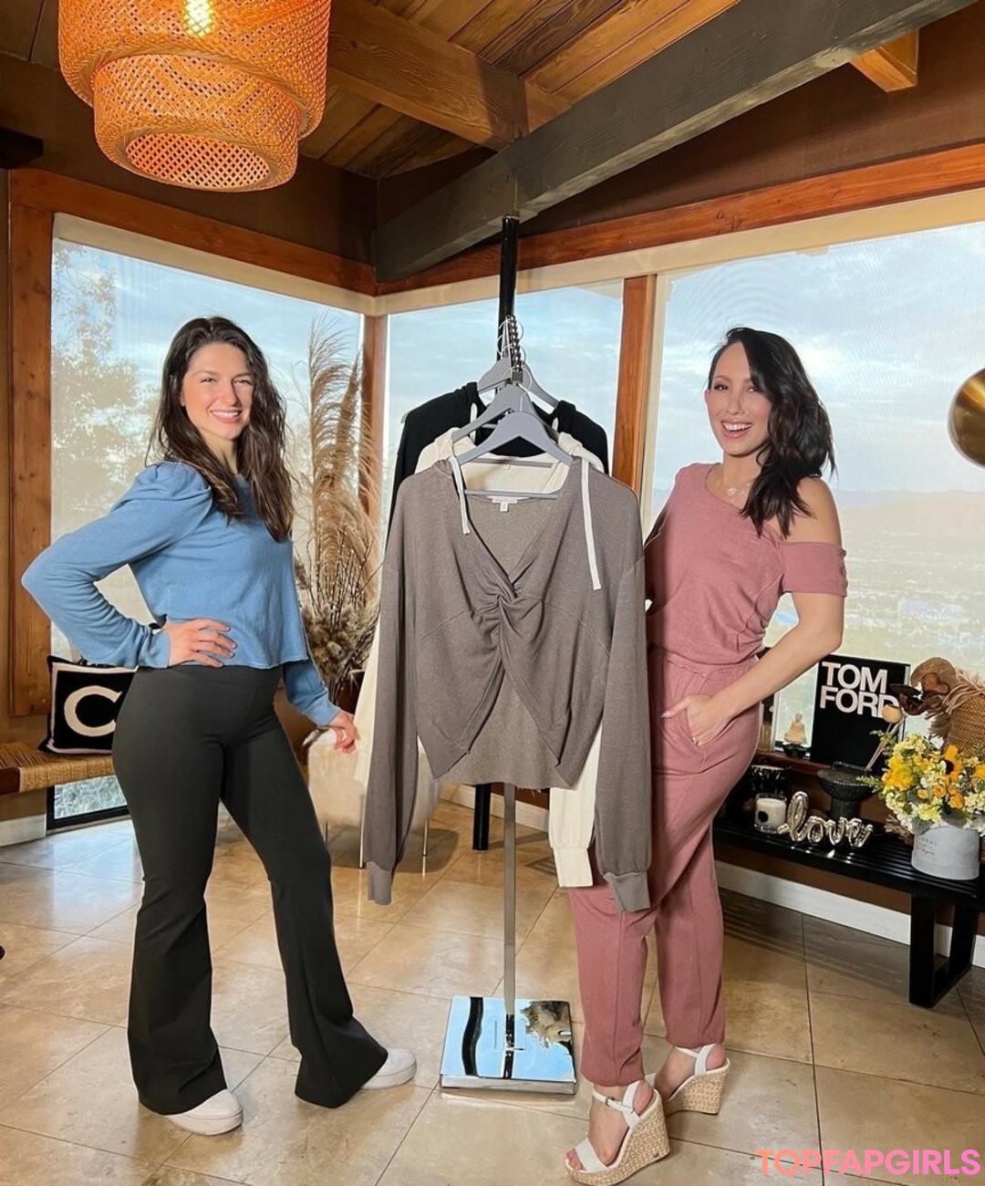 Foto desnuda filtrada de OnlyFans de Cheryl Burke #160 Foto desnuda filtrada de OnlyFans de Cheryl Burke #160