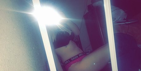 Foto desnuda filtrada de OnlyFans de Tfuckup