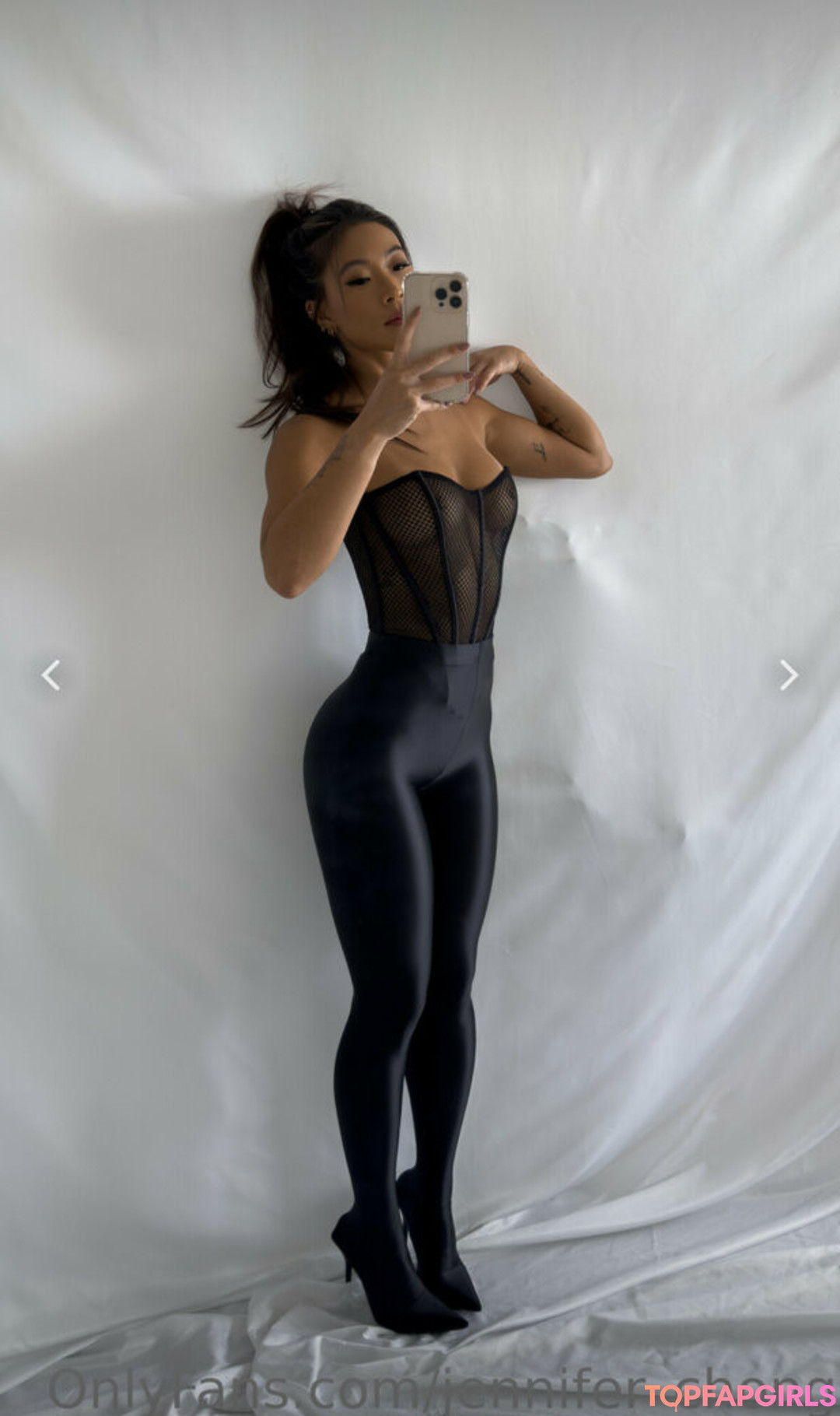 Foto desnuda filtrada de OnlyFans de Jennifer Chong #4 Foto desnuda filtrada de OnlyFans de Jennifer Chong #4