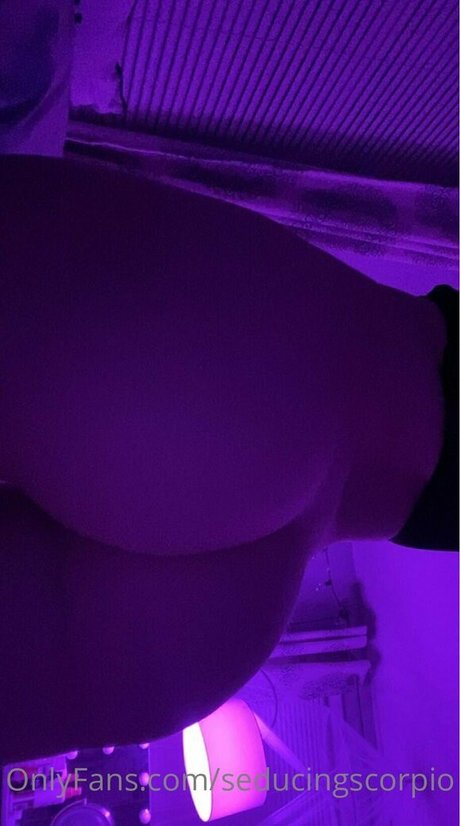 Foto desnuda filtrada de OnlyFans de Seducingscorpio