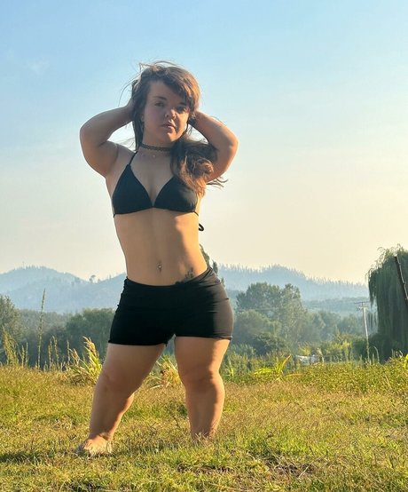 Foto desnuda filtrada de OnlyFans de Jomini Dancer
