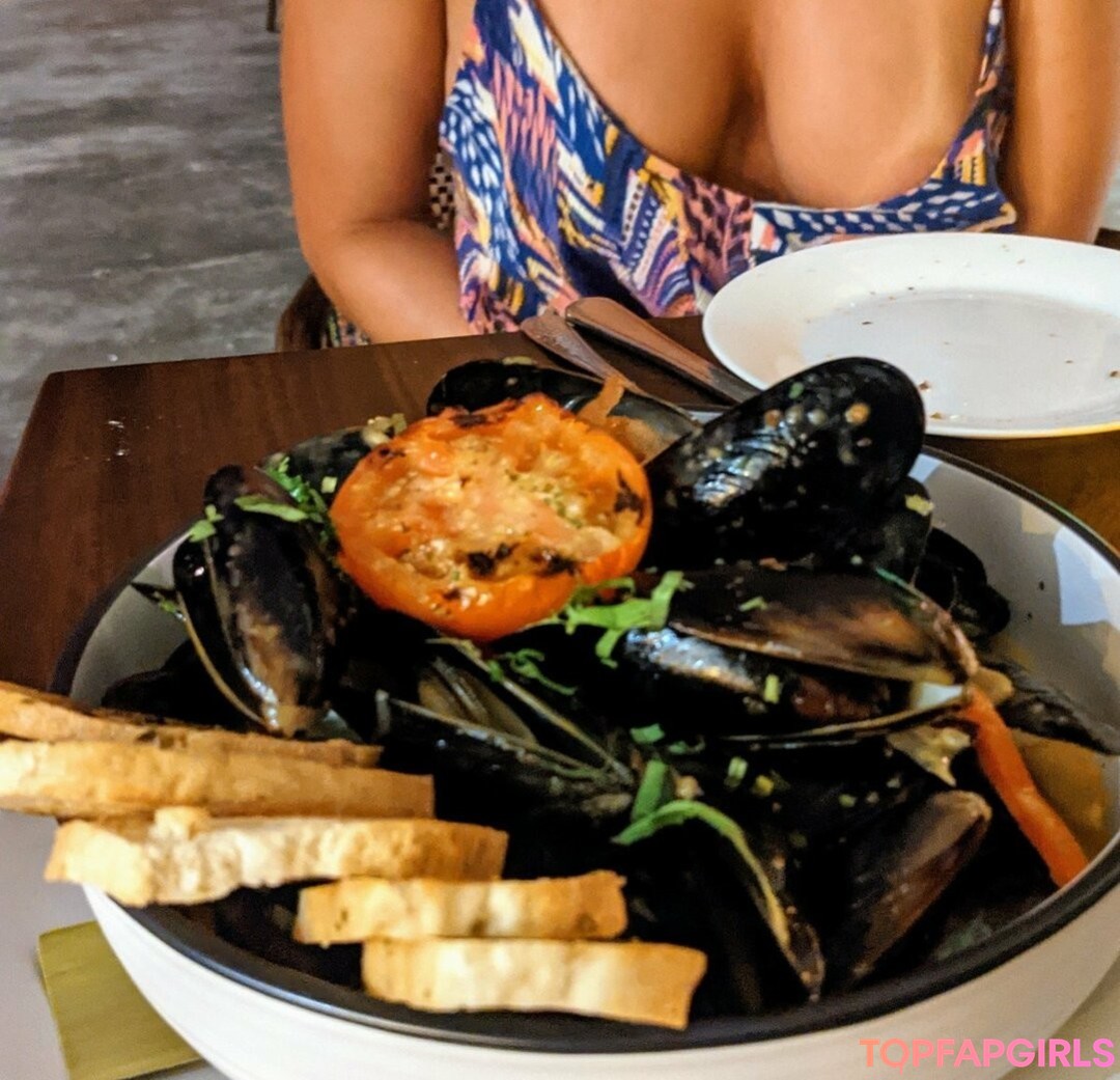 Foto desnuda filtrada de OnlyFans de Sensual Hottie #40 Foto desnuda filtrada de OnlyFans de Sensual Hottie #40