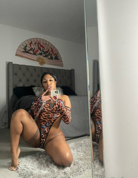 Foto desnuda filtrada de OnlyFans de Lordhefnerr