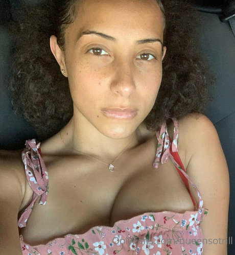 Foto desnuda filtrada de OnlyFans de Queensotrill