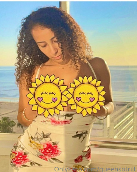 Foto desnuda filtrada de OnlyFans de Queensotrill