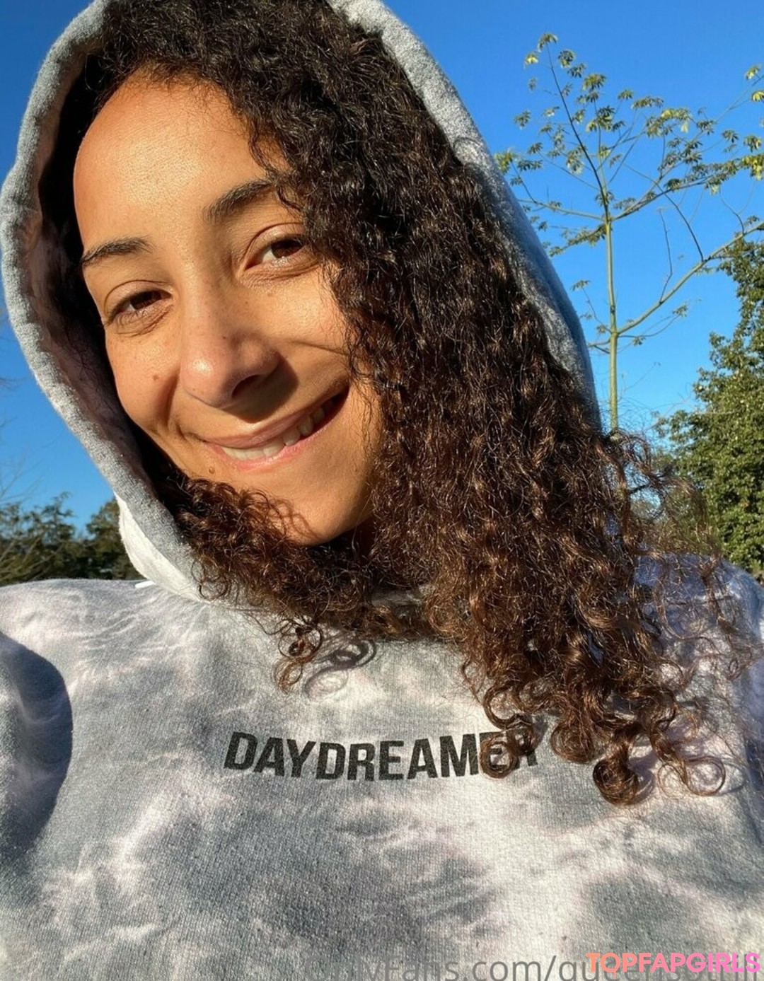 Foto desnuda filtrada de OnlyFans de Queensotrill #301 Foto desnuda filtrada de OnlyFans de Queensotrill #301