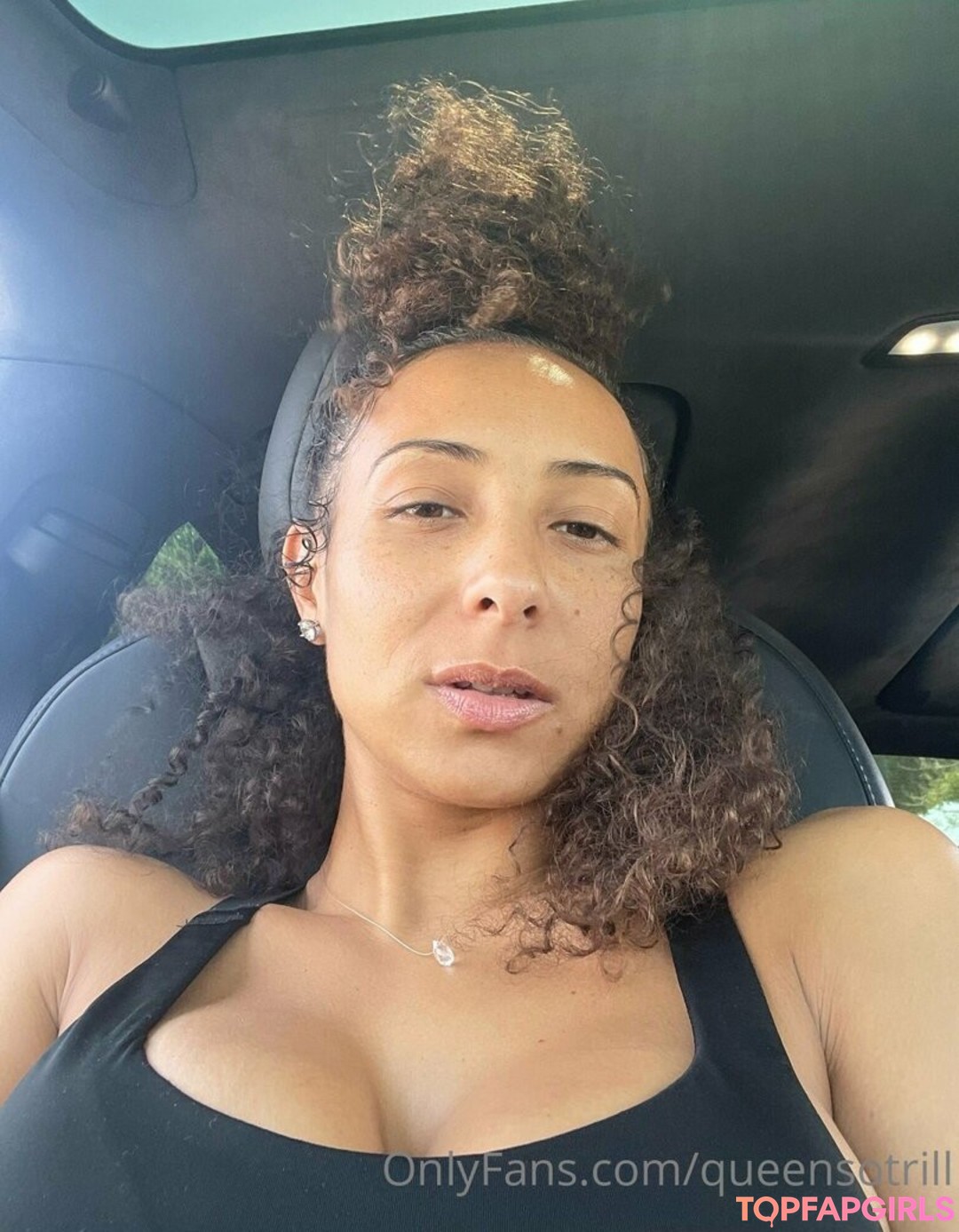 Foto desnuda filtrada de OnlyFans de Queensotrill #328 Foto desnuda filtrada de OnlyFans de Queensotrill #328