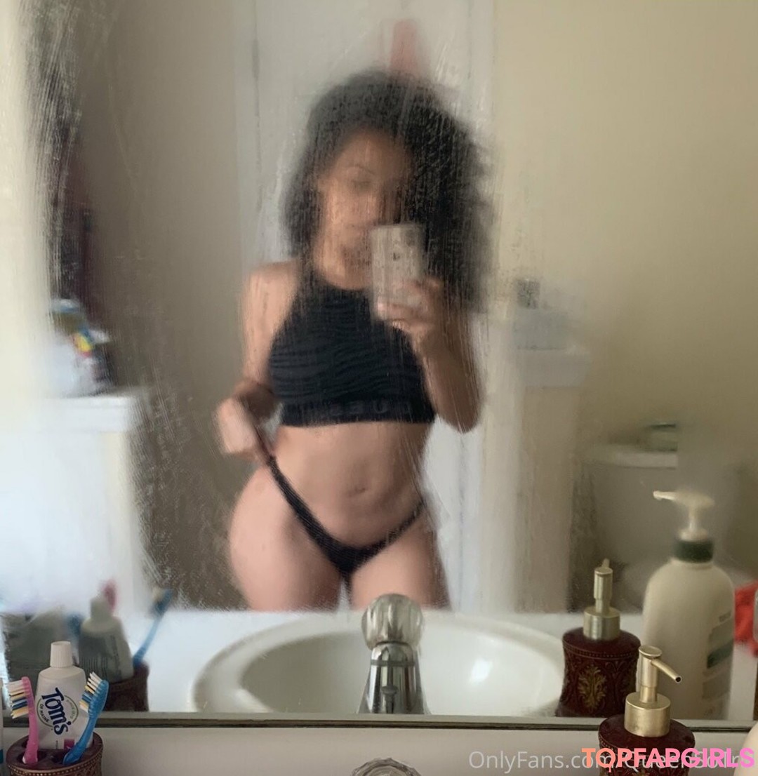 Foto desnuda filtrada de OnlyFans de Queensotrill #40 Foto desnuda filtrada de OnlyFans de Queensotrill #40