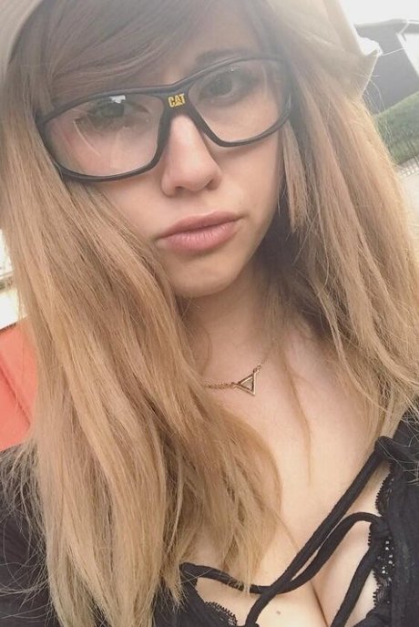 Foto desnuda filtrada de OnlyFans de Sinneddonut