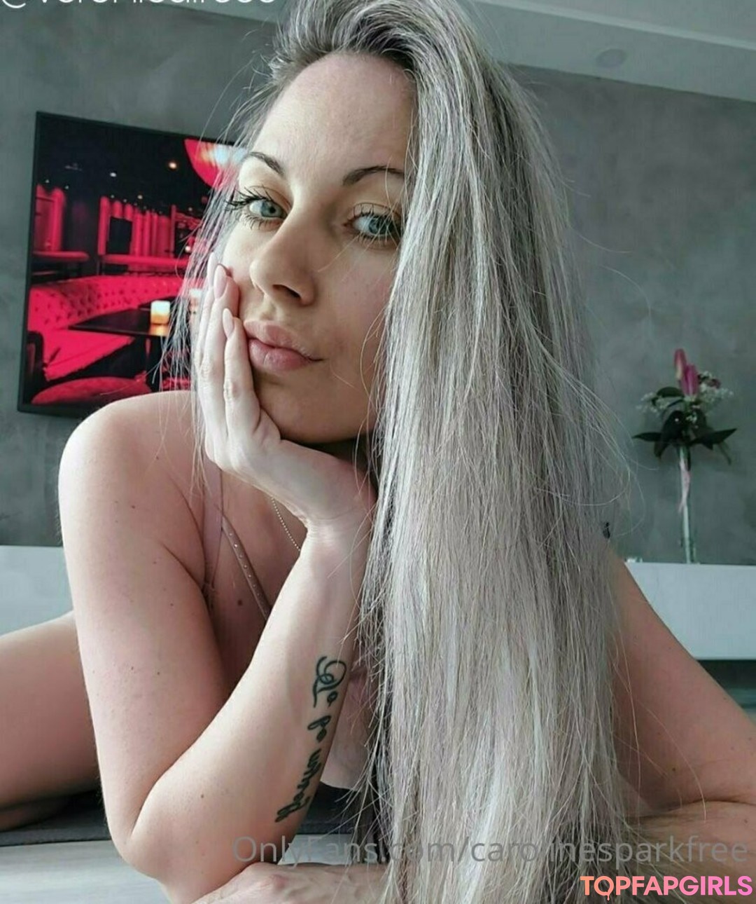 Foto desnuda filtrada de OnlyFans de Carolinesparkfree #30 Foto desnuda filtrada de OnlyFans de Carolinesparkfree #30