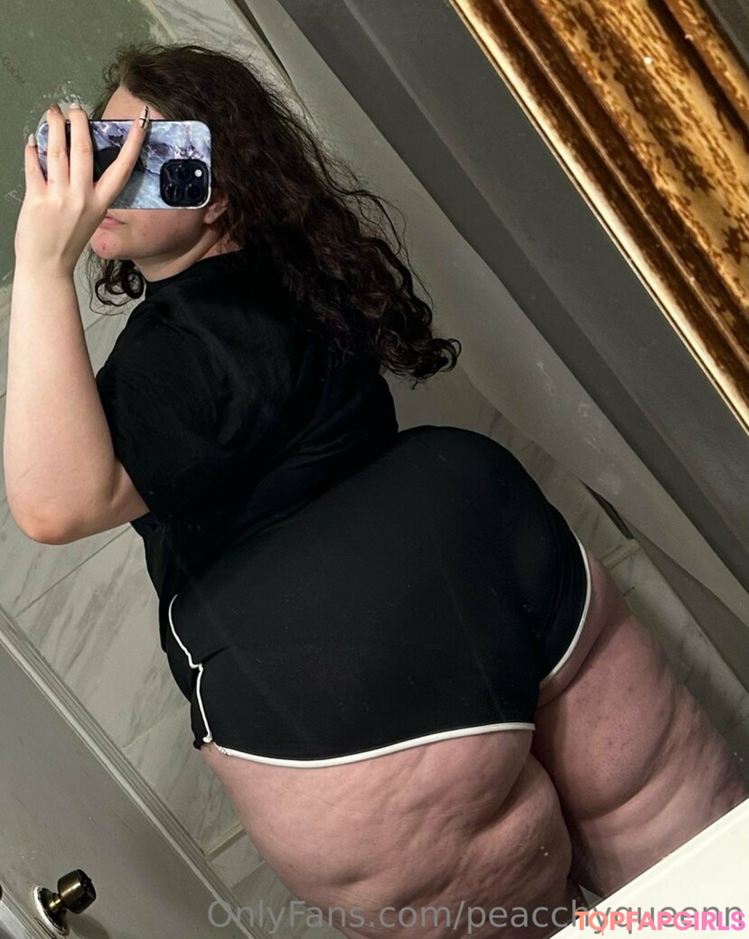 Foto desnuda filtrada de OnlyFans de Peacchyqueenn #60 Foto desnuda filtrada de OnlyFans de Peacchyqueenn #60