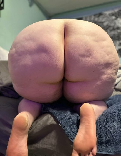 Foto desnuda filtrada de OnlyFans de Peacchyqueenn