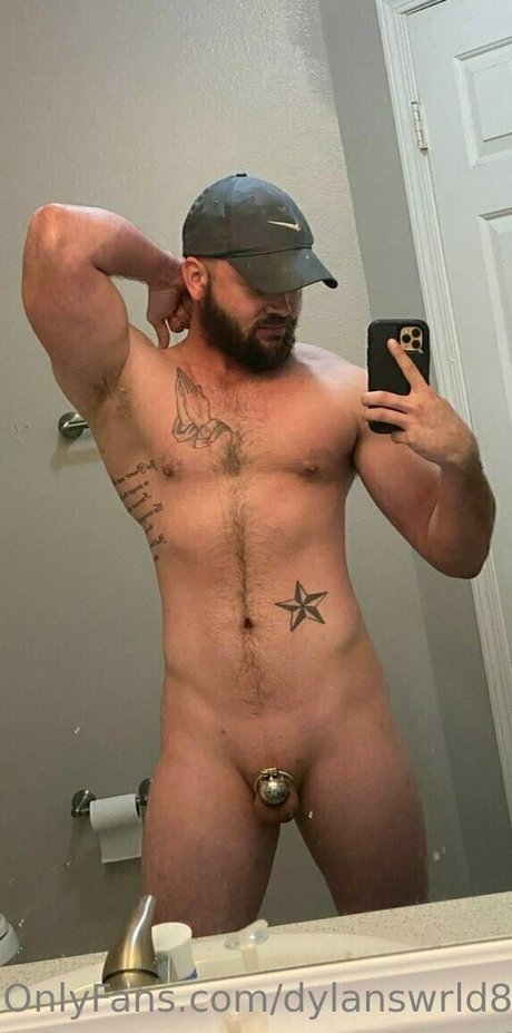 Foto desnuda filtrada de OnlyFans de Dylanswrld82