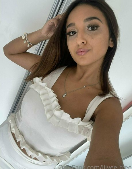 Lilyee_free