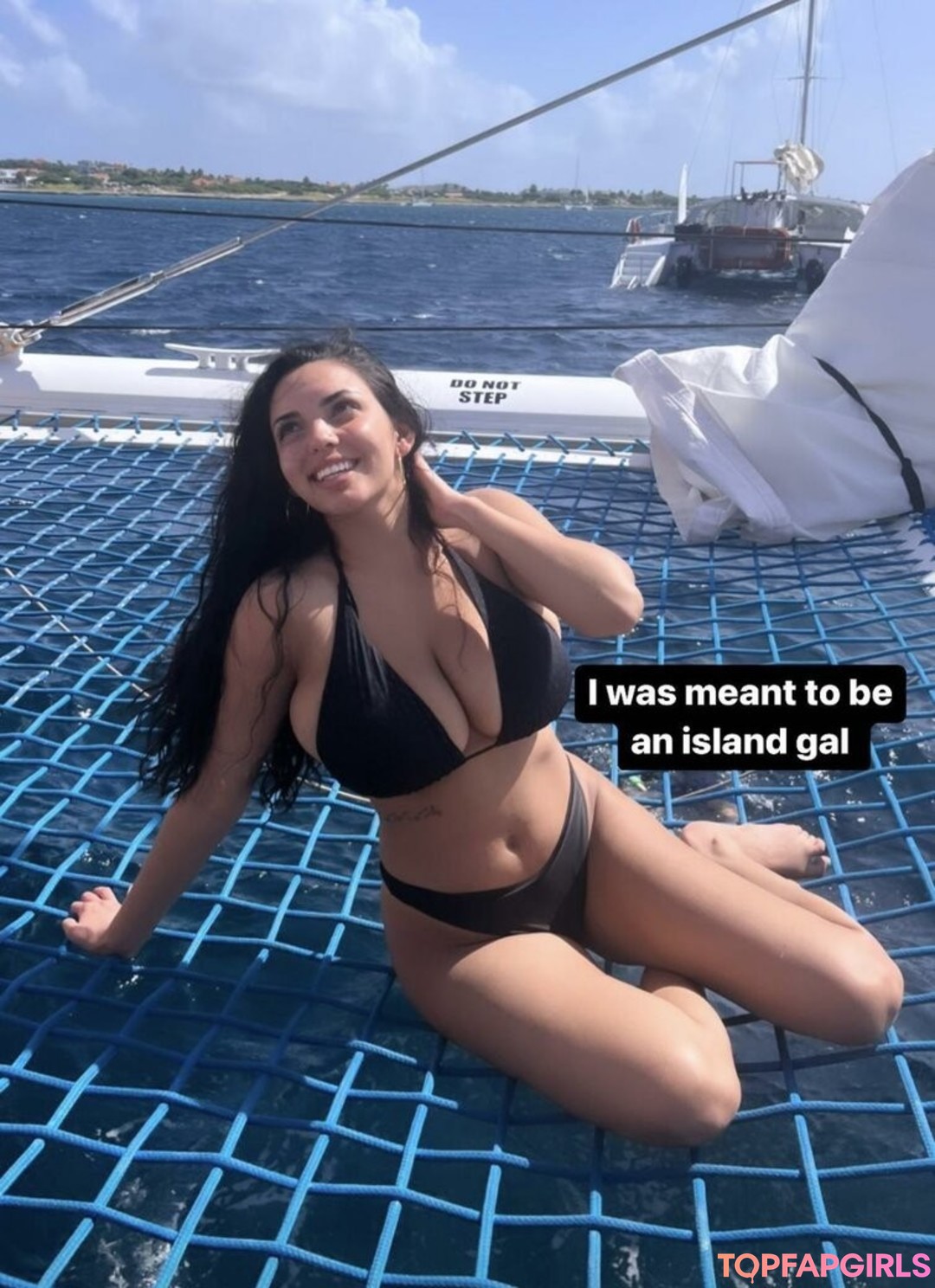 Foto desnuda filtrada de OnlyFans de Tara Yazdi #311 Foto desnuda filtrada de OnlyFans de Tara Yazdi #311