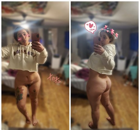 Foto desnuda filtrada de OnlyFans de Hatchbackhoe