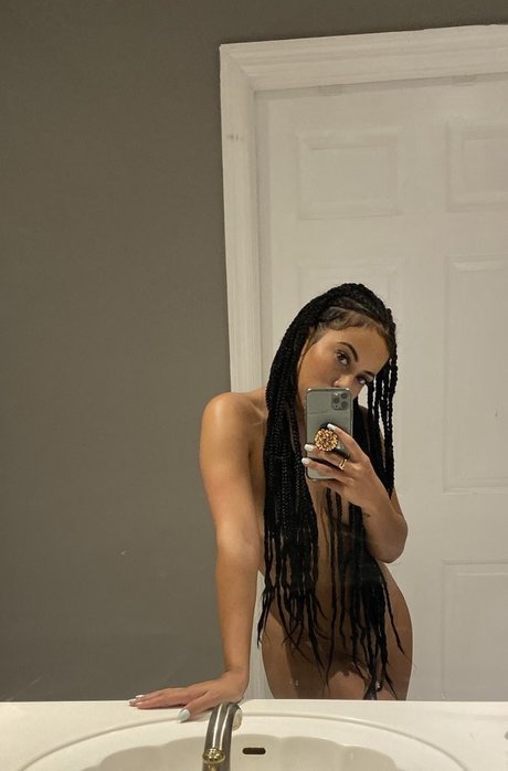 Foto desnuda filtrada de OnlyFans de Kaylingarcia