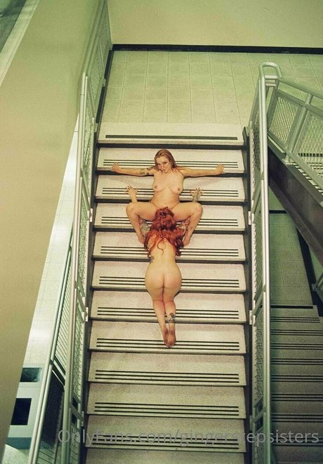 Foto desnuda filtrada de OnlyFans de Gingerstepsisters