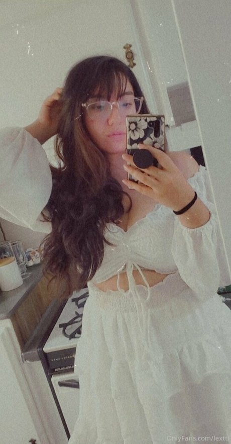 Foto desnuda filtrada de OnlyFans de Lextti