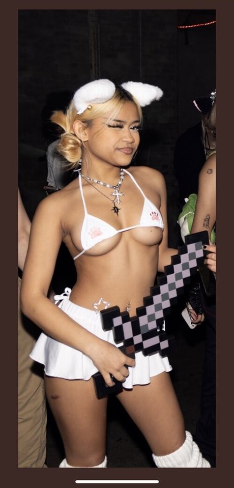 Naybaexox