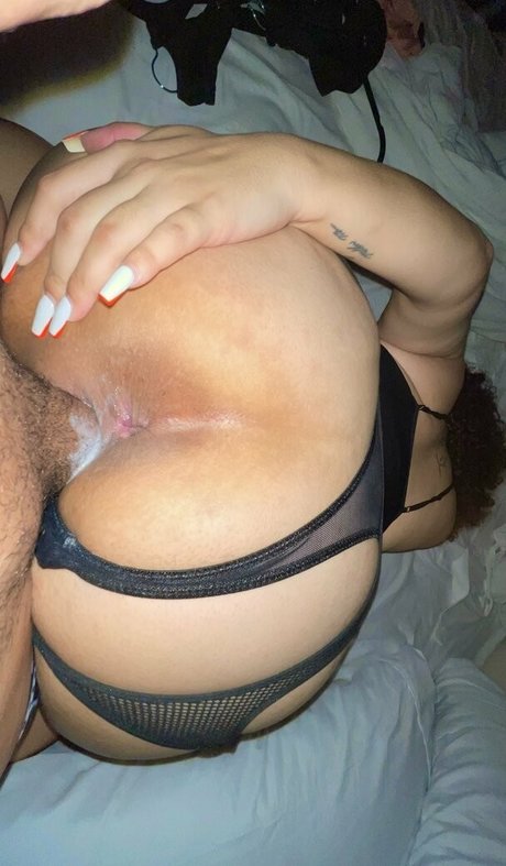Foto desnuda filtrada de OnlyFans de Nightlynessa