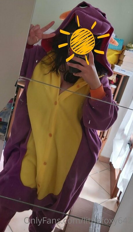 Littlefoxyuwu