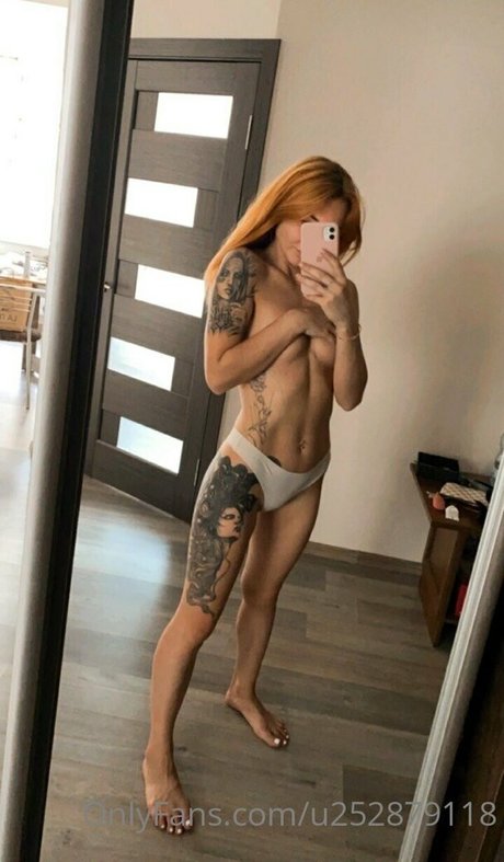 Foto desnuda filtrada de OnlyFans de Alysonred