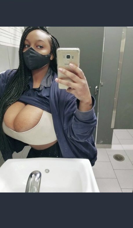 Foto desnuda filtrada de OnlyFans de Lashannaisrite
