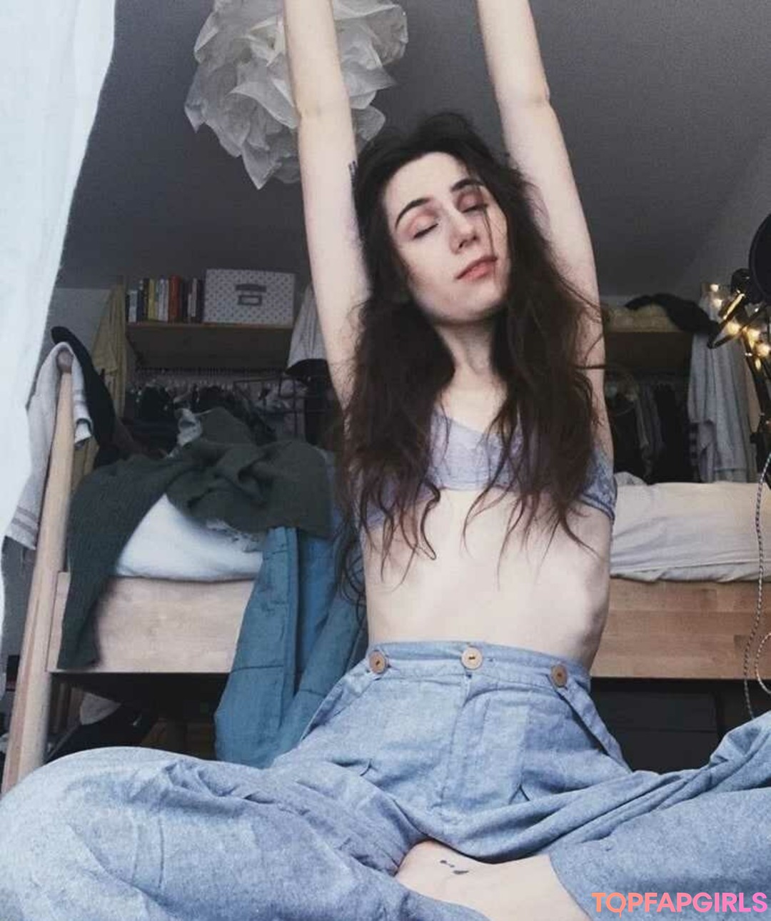 Foto desnuda filtrada de OnlyFans de Dodie Clark #17 Foto desnuda filtrada de OnlyFans de Dodie Clark #17