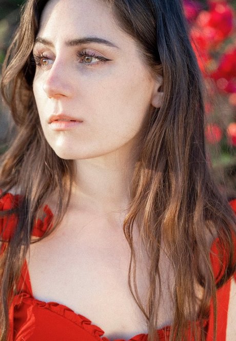 Foto desnuda filtrada de OnlyFans de Dodie Clark