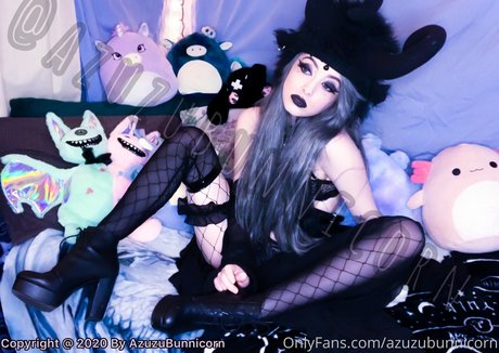 Foto desnuda filtrada de OnlyFans de Azuzubunnicorn